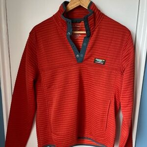 LL Bean Airlight Knit Pullover - Men's Size Small. Rust Orange